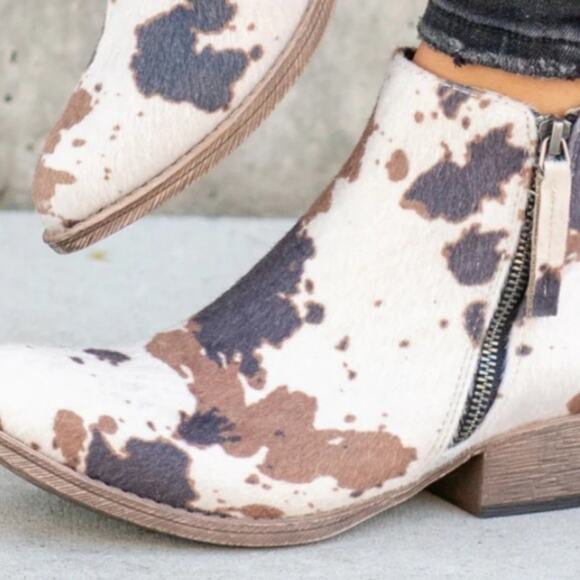 Shoes - Chisel Printed Fake Hide Ankle Boots - Black & Brown Size 9